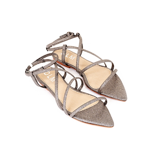 Rasteira metalizada bico folha Clearance