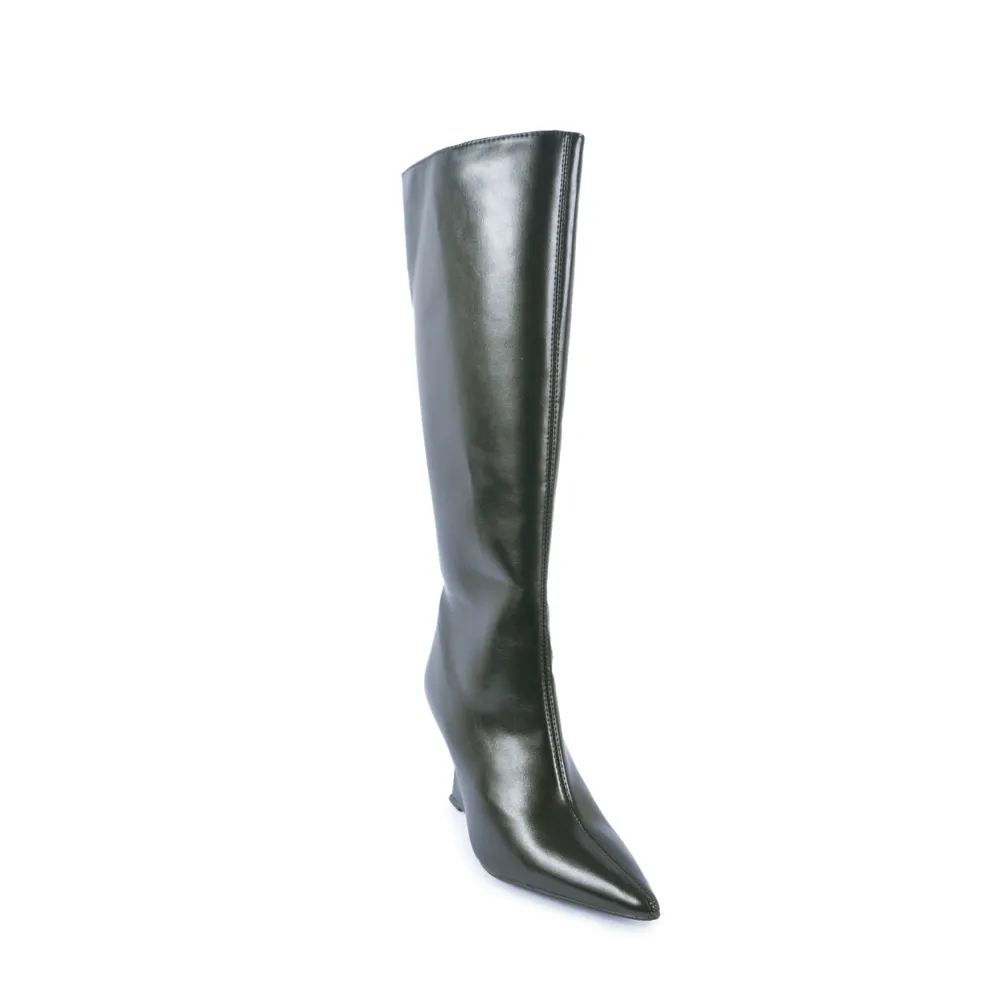 Bota Friza