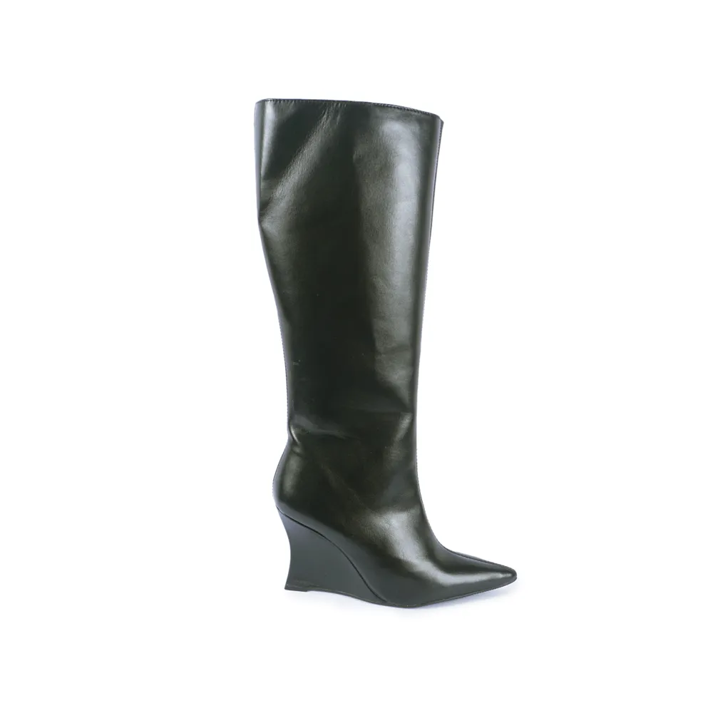 Bota Friza
